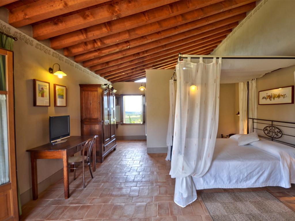 Podere Carceroni Guest House Poggi del Sasso Екстериор снимка