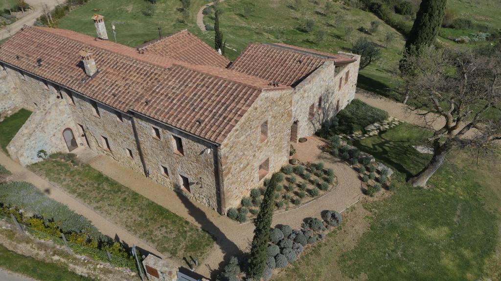 Podere Carceroni Guest House Poggi del Sasso Екстериор снимка